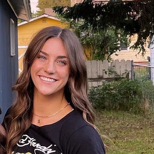 Meet your Posher, Mikayla